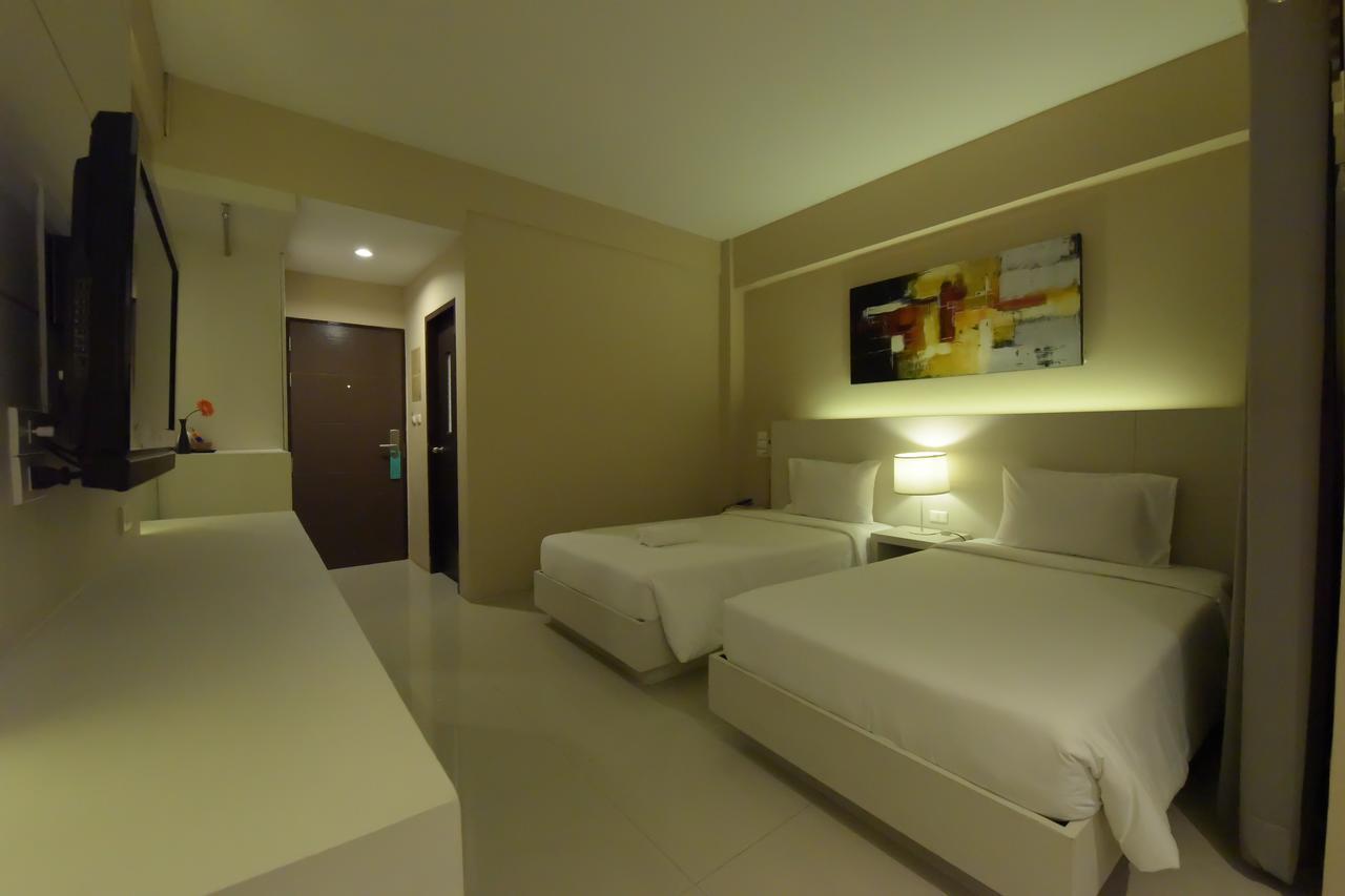 Trendy Hotel Nakhon Pathom Exteriör bild