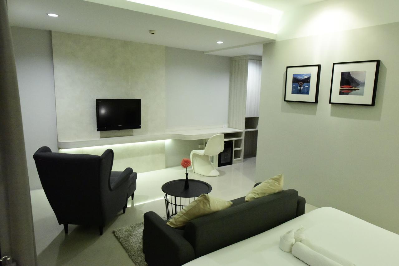 Trendy Hotel Nakhon Pathom Exteriör bild