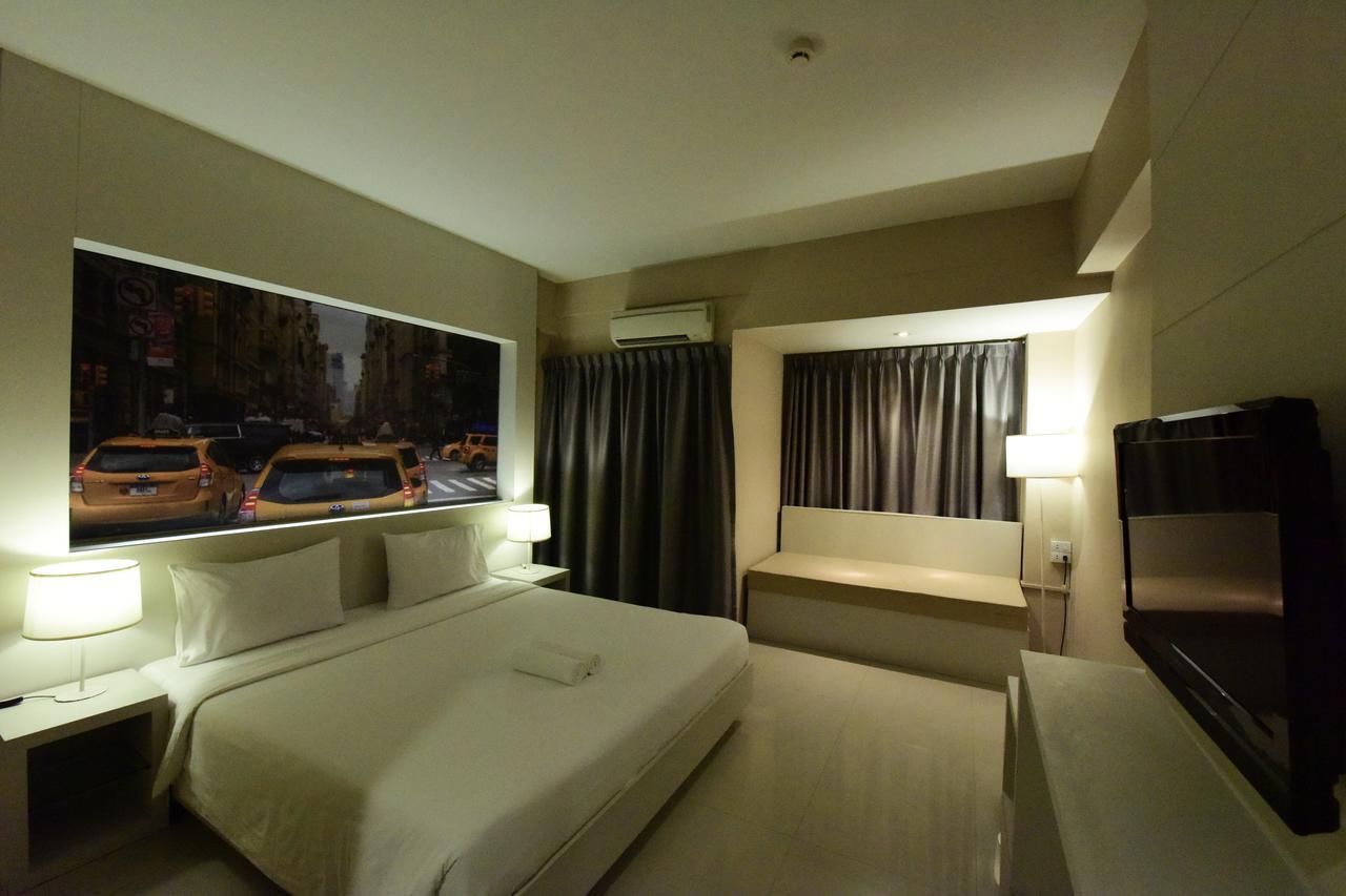Trendy Hotel Nakhon Pathom Exteriör bild