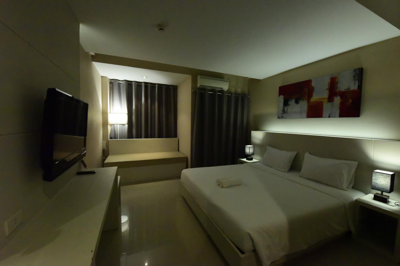 Trendy Hotel Nakhon Pathom Exteriör bild